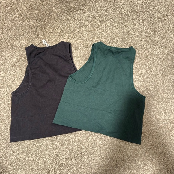Set of 2 Athleta Tank Tops, Size M - Picture 2 of 2